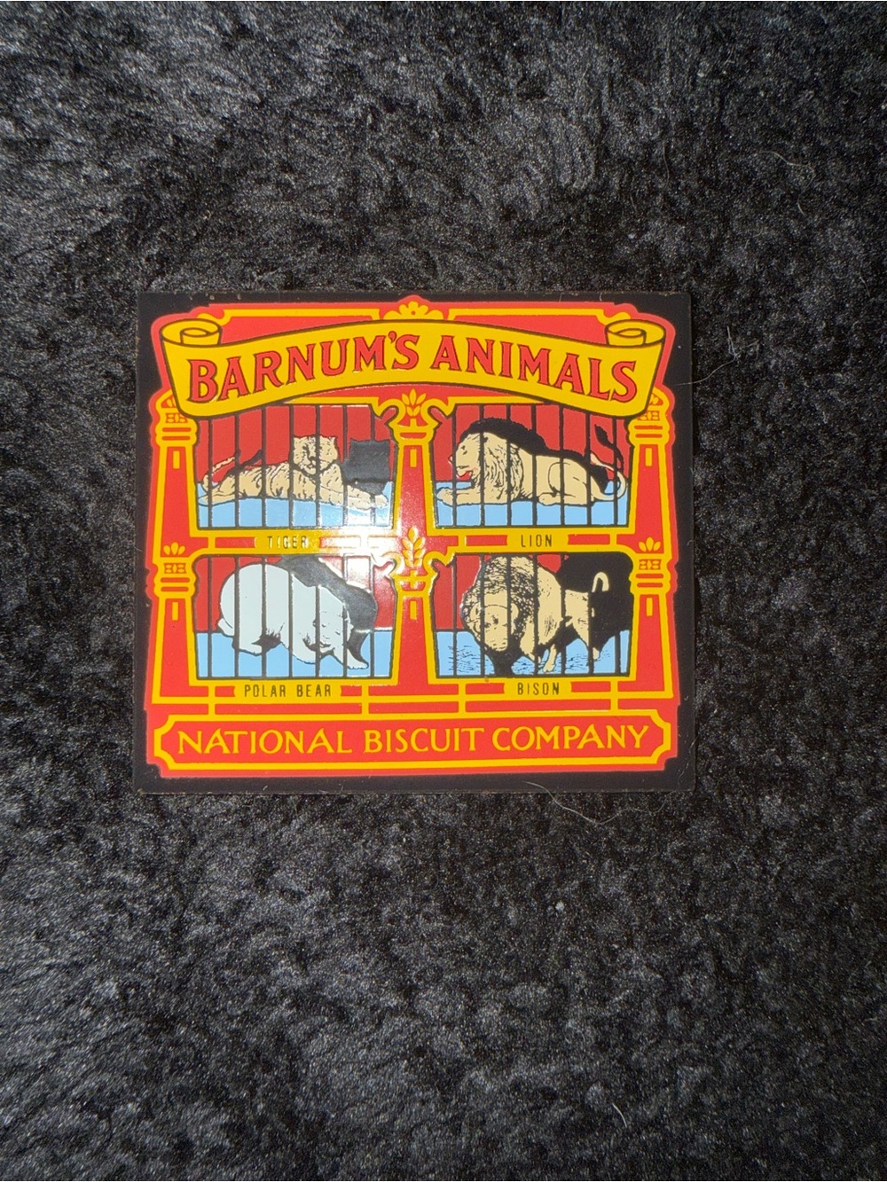 Vintage Barnum’s Animals Crackers magnet - zoo